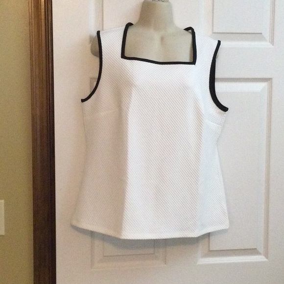 Liz Claiborne Tops - Liz Claiborne Career Top